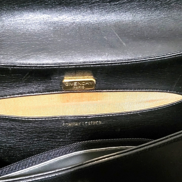 Givenchy crossbody - Picture 2 of 7